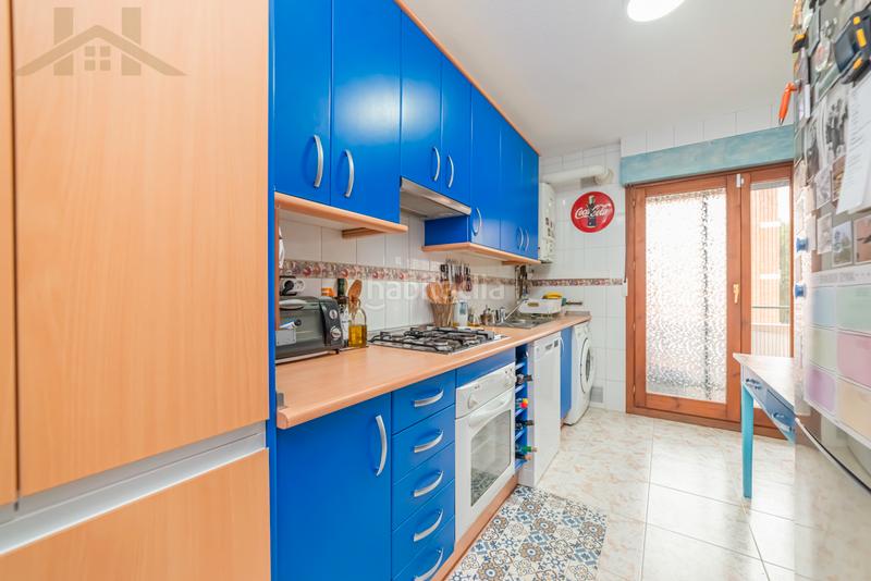 Foto 44af7da8-179d-46cd-a588-fa8c1c308b63. Àtic amb calefacció aparcament a Parque Europa-Los Pitufos Pinto