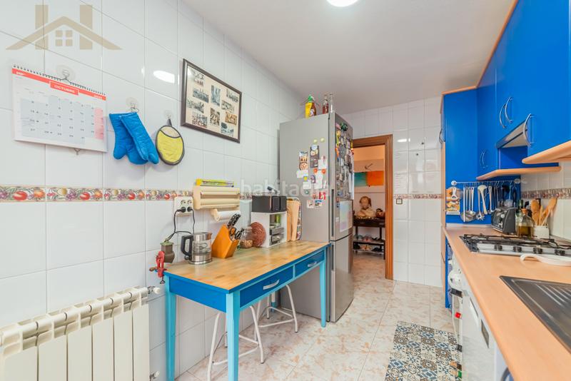 Foto 838bebfd-e55b-4a36-8566-3e9eb6a66794. Àtic amb calefacció aparcament a Parque Europa-Los Pitufos Pinto