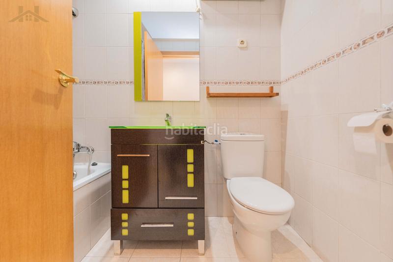 Foto ee4d789f-aab1-4a51-aa26-c509d76f8ce7. Pis amb calefacció aparcament a Parque Europa-Los Pitufos Pinto