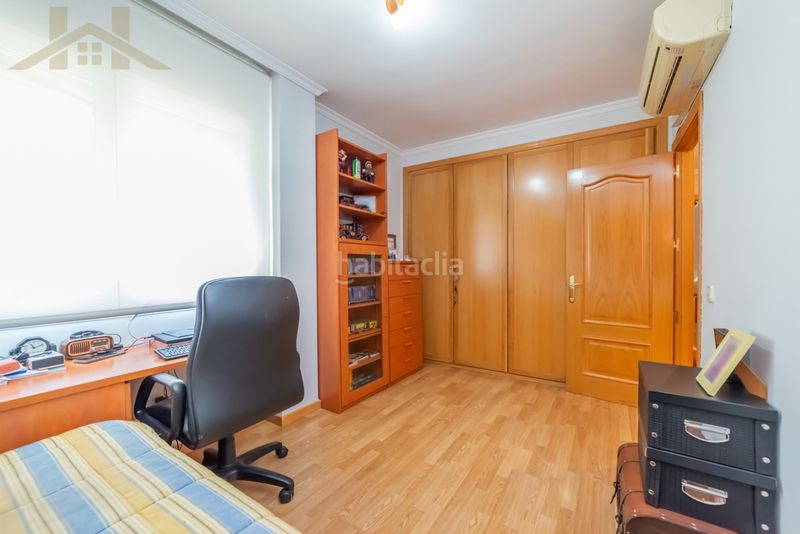 Foto 7c62f617-601e-4da7-83dd-2a666d7bbf16. Casa aparellada amb calefacció aparcament a Parque Europa-Los Pitufos Pinto
