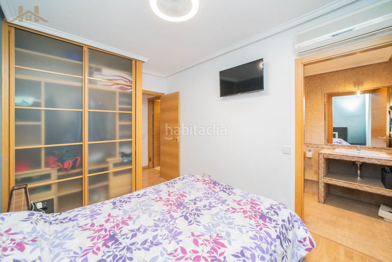 Foto fa0507aa-4cbf-40e1-a250-657930247384. Pis amb calefacció aparcament a Parque Europa-Los Pitufos Pinto