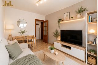 Etagenwohnung  Paseo de dolores soria. Vivienda de 2 dormitorios con terraza y cocina reformada en zona