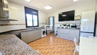 Casa  Lluna. Casa en venta en la goba, 6 dormitorios.