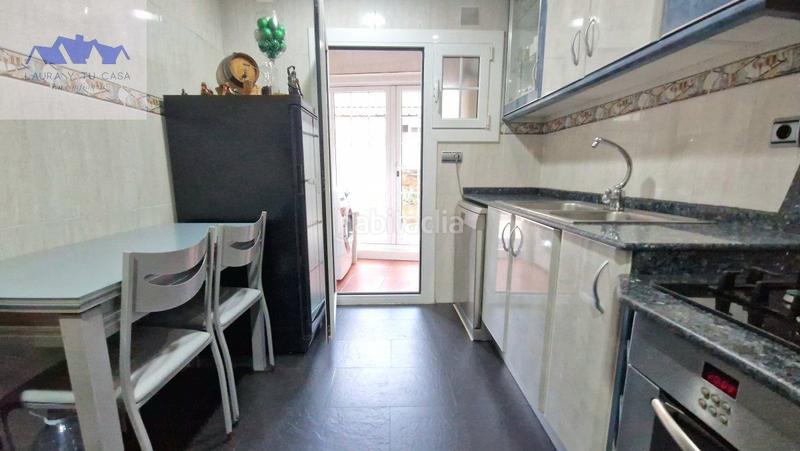 Foto 7d6d7cc6-4136-4bd5-8574-2303b68b5c03. Piano terra con riscaldamento in Ajuntament-Maragall Ripollet