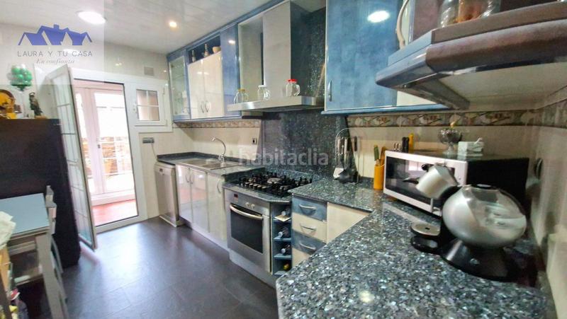 Foto a35f2b23-9489-4c84-82ea-93b8f0fe7515. Piano terra con riscaldamento in Ajuntament-Maragall Ripollet