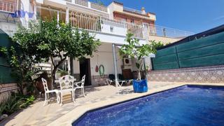 Maison à Centre. Casa en venta en centre, 5 dormitorios.