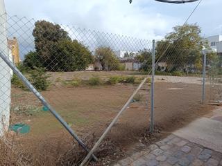 Terreny residencial a Calle pinzones 35. Oportunidad única! solar urbano de 3.700 m² en calle tranquila.