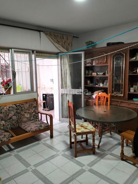 Foto 148885b2-dc18-4c37-b3f6-635c09090a12. Maison jumelée dans calle torres quevedo 33 dans Mondejar-Junquillos Línea de la Concepción (La)