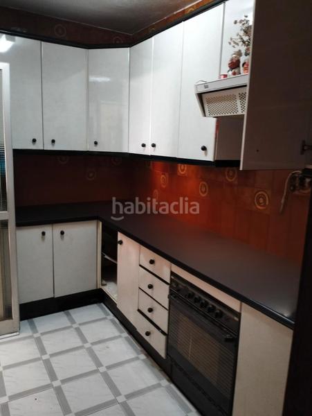 Foto 148e719a-0206-4ccd-a738-06ea8a9d280a. Maison jumelée dans calle torres quevedo 33 dans Mondejar-Junquillos Línea de la Concepción (La)