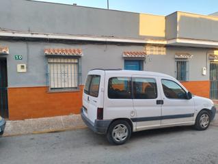 Edifici a Calle zorrilla 10. Edificio reformado en venta,  de 1 planta, 6 casas reformadas li
