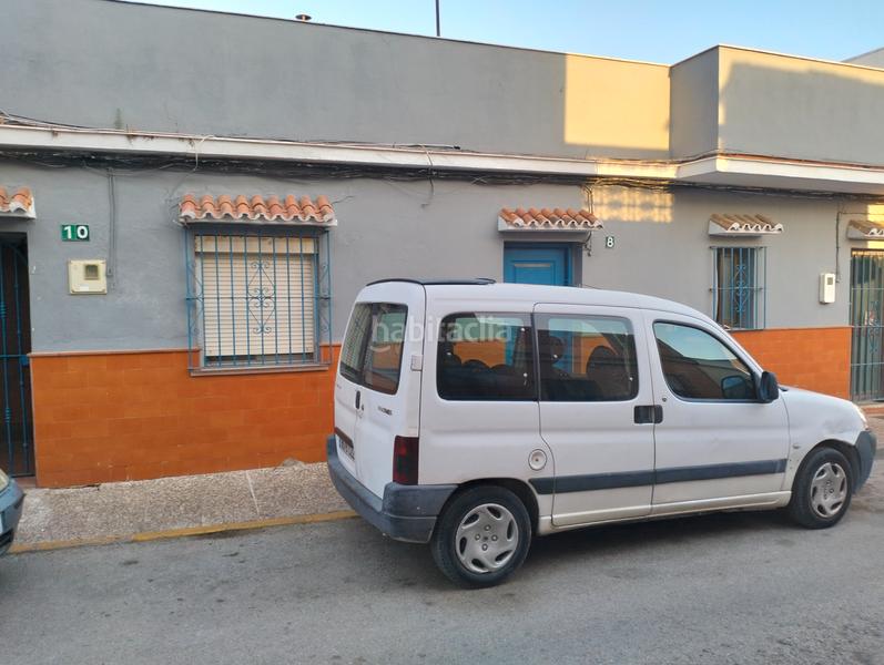 Foto fea1be3d-49ad-40af-8cd4-09ef1a32ba60. Edifici a calle zorrilla 10 a Mondejar-Junquillos Línea de la Concepción (La)