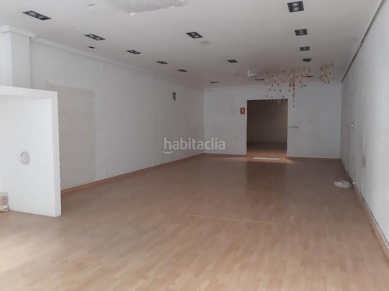 Foto 153aa261-cbfd-4bd9-af92-d1a7d335825a. Lloguer local comercial a avenida de valencia 35 a Zaragoza