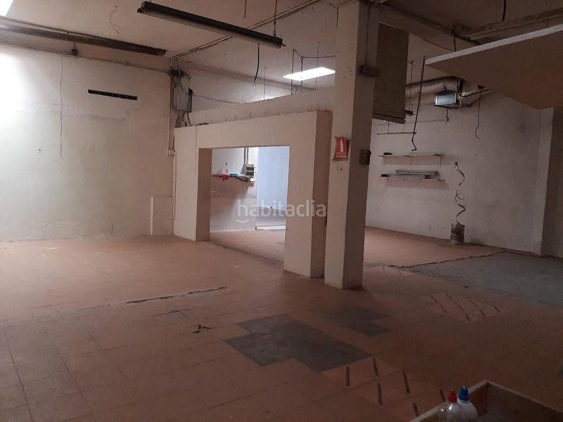 Foto be562aa7-83a0-42ad-ab07-3e53c63c1330. Affitto locale commerciale in avenida de valencia 35 in Zaragoza