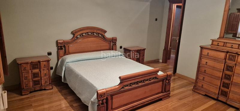 Foto 565c15ad-3d96-40c5-a950-df178e2703a4. Casa a schiera con camino riscaldamento in Monzalbarba Zaragoza