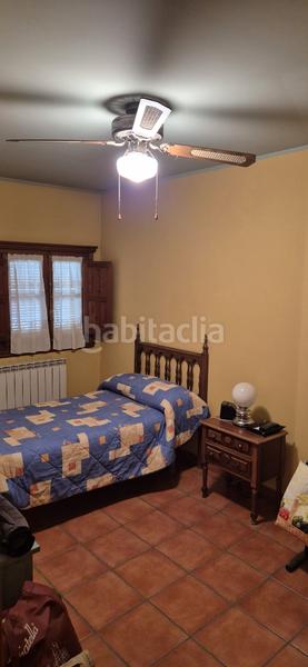 Foto bae95eff-05cb-40c2-aeb6-a5e01f4cbb4e. Casa a schiera con camino riscaldamento in Monzalbarba Zaragoza