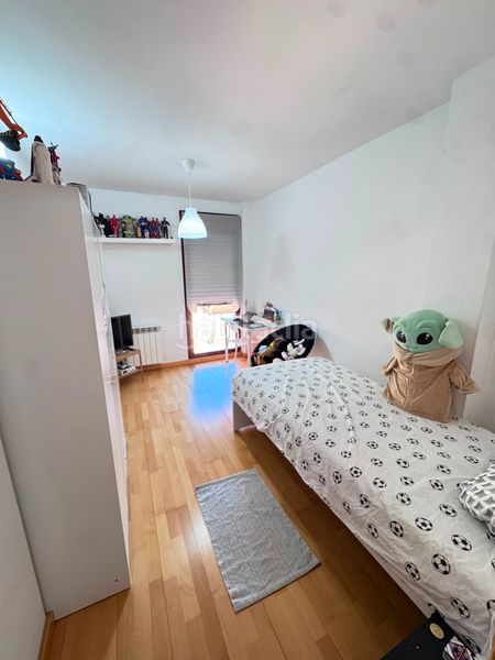 Foto e2d316c2-a817-42ad-834d-d718a705292c. Duplex in calle moncayo 4 in Muela (La)
