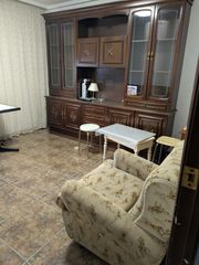 Etagenwohnung  Calle de la reina felicia. Piso en almozara - ¡oportunidad de reforma con gran potencial!