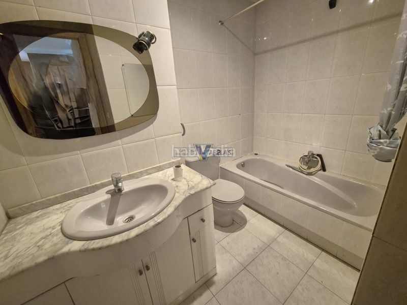 Foto 8215f676-8657-47af-bf5a-89baf301cb21. Piso en Xinzo de Limia
