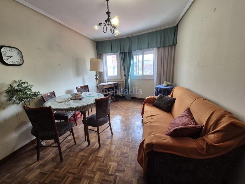 Foto 64ec6b93-7381-489c-a660-724006204627. Flat with heating parking in Centro Ourense