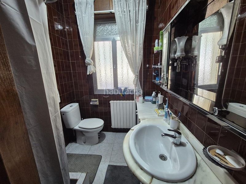 Foto 8bce2264-a3cb-4098-a928-2d7b1b1f04a9. Casa en Vistahermosa Ourense