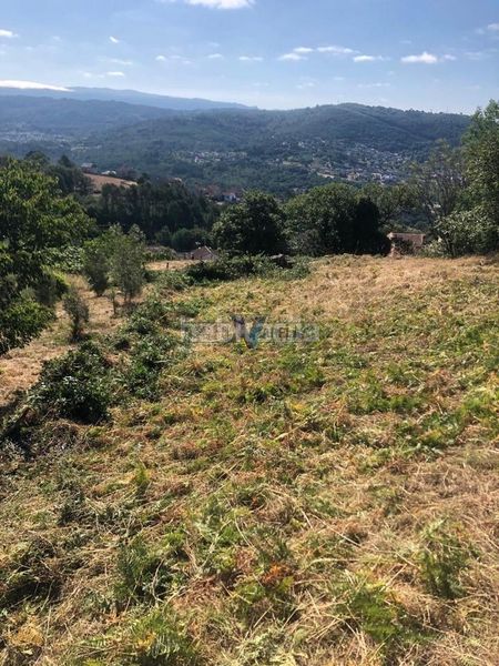 Foto 43680237-50ac-4935-a717-4eb740d7410c. Terreny residencial a Ventiun Ourense