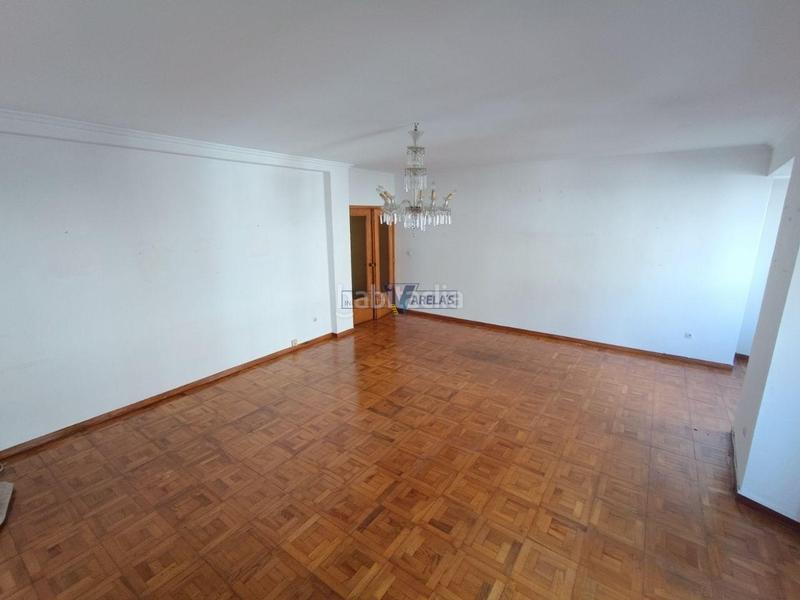 Foto 07c5d859-075a-47ef-804c-cba594e0852a. Piso en Centro Ourense