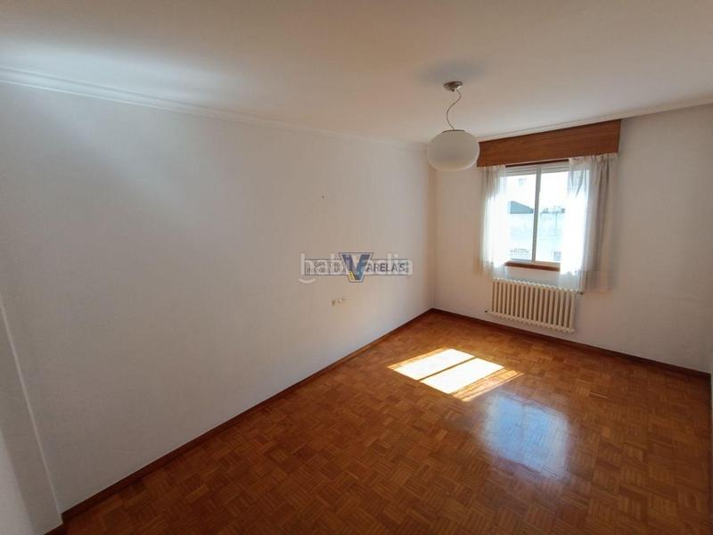 Foto c88b5c8a-a98e-464b-9c43-442754659c2f. Piso en Centro Ourense