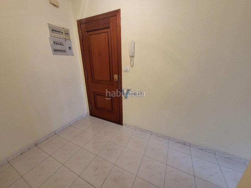 Foto ae07507a-d56d-4bfa-a43d-4a5d486b8b96. Appartamento con riscaldamento parcheggio in Mariñamansa Ourense