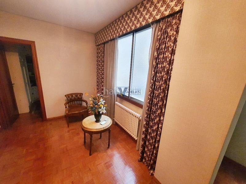 Foto c0d5cec7-243b-4245-9e91-1ed3609641f2. Appartamento con riscaldamento parcheggio in Centro Ourense