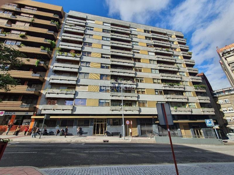 Foto 75a402ee-a879-43d5-8dfc-48d8cd01f354. Piso en Centro Ourense