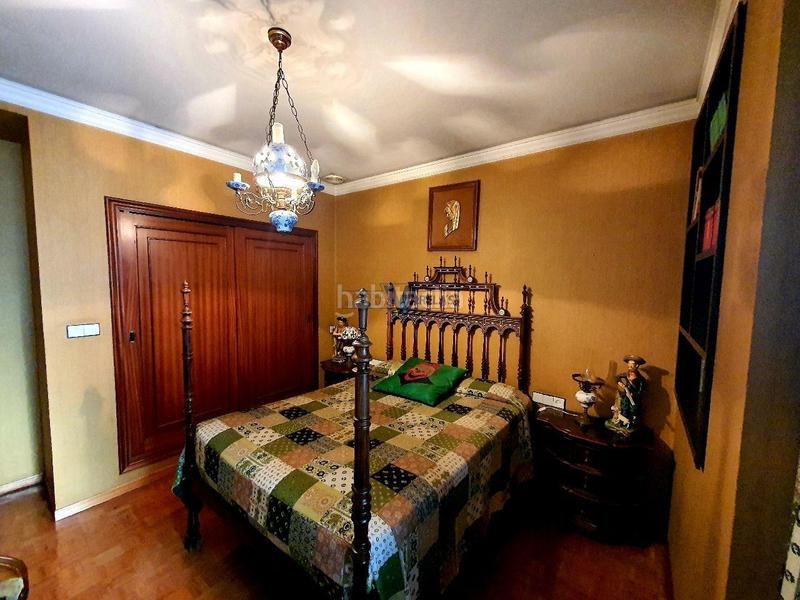Foto 8c067f3d-4995-4270-89d7-f9a23d4bd43f. Piso en Centro Ourense