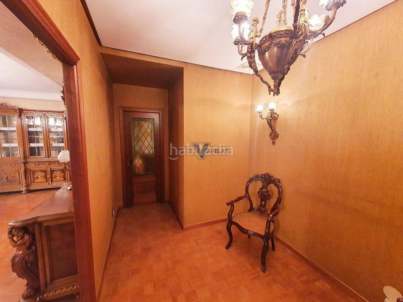 Foto 9a32b935-7c86-4e22-87b5-2403ea791f8e. Piso en Centro Ourense
