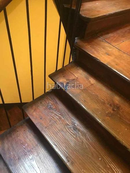 Foto 4770a93e-d0c3-4460-bd10-8db55dac1f31. Piso en Centro Ourense