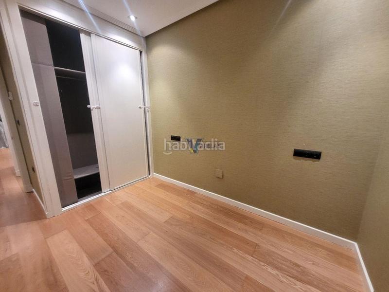 Foto 8085ee2c-6118-4436-874c-c073f6e4e857. Piso en Centro Ourense