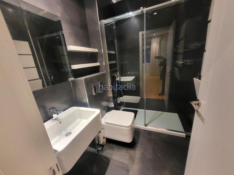 Foto f1fca5ee-c288-4a5a-b224-277de906a043. Piso en Centro Ourense