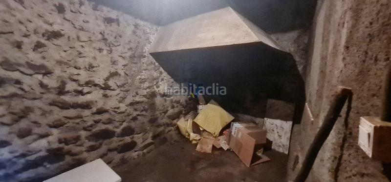 Foto 09a443ea-a6af-43f5-8d06-000ba2b5bdd3. Haus mit heizung parking in Toén