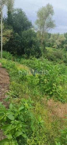 Foto 4963438e-40b9-410b-ab88-239afa4f7e21. Haus mit heizung parking in Toén