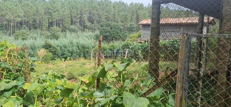 Foto f6aaa3c5-465e-41bc-95c5-968dd1e59e25. Haus mit heizung parking in Toén