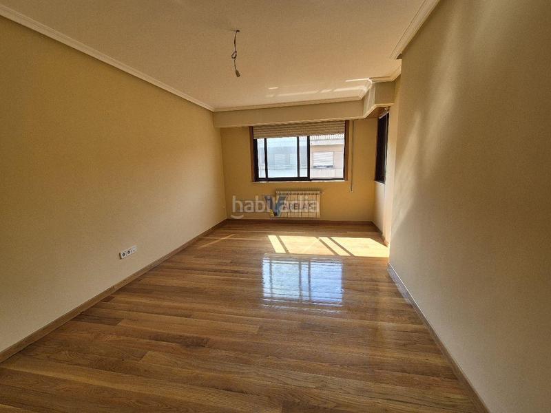 Foto 6a15515a-c3d5-48e9-aeab-ff1824cbb279. Appartamento con riscaldamento in Centro Ourense