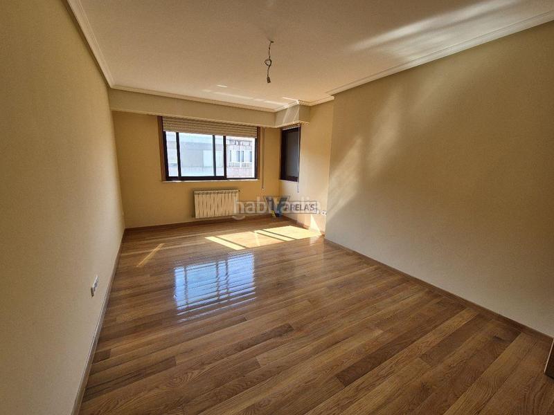 Foto 36f0ef61-8b4c-4425-8d20-3b4886ae2fc6. Flat with heating in Centro Ourense