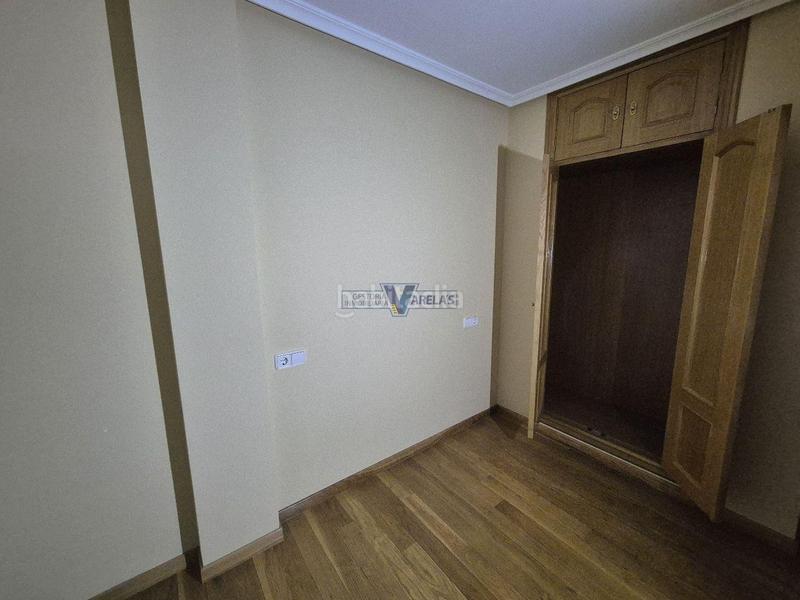 Foto ce9a1b79-49ef-40f7-8d46-8bd3a72d5026. Piso en Centro Ourense