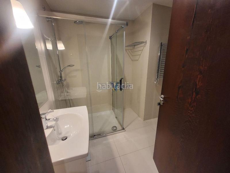 Foto b875e342-afb1-42d4-8233-dcff4e0274e8. Dúplex amb calefacció aparcament a Centro Ourense