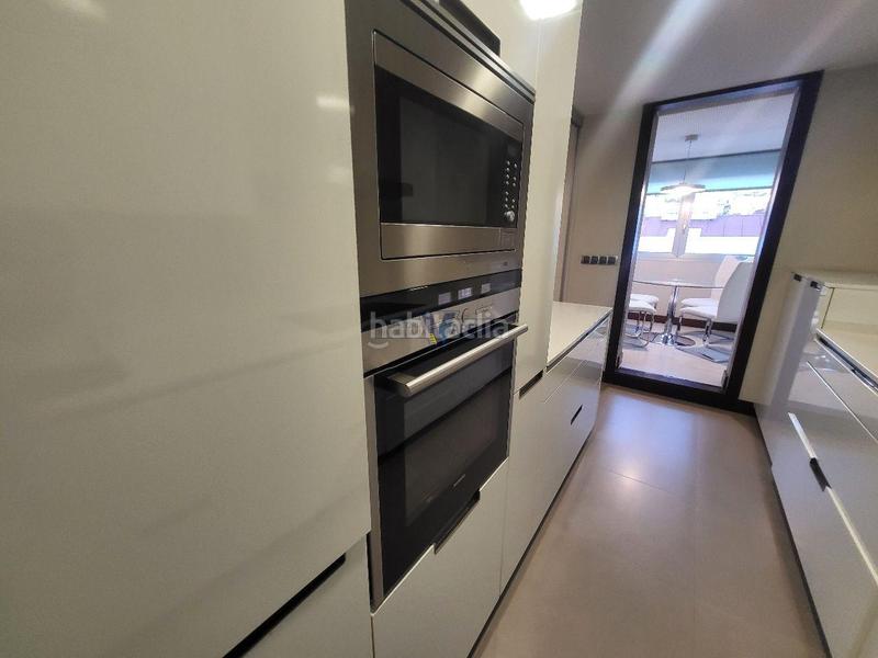 Foto bb2143a3-84ee-40a2-973e-86fe3f473578. Dúplex amb calefacció aparcament a Centro Ourense