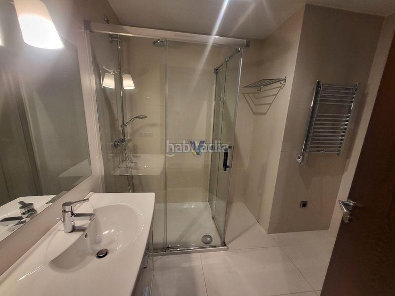 Foto e11d1971-e4cd-4464-a9b3-47840d336896. Dúplex amb calefacció aparcament a Centro Ourense