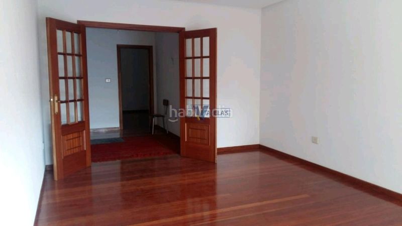 Foto 6854f475-2eea-421f-99c6-75179abcc0b9. Flat with parking in Maceda