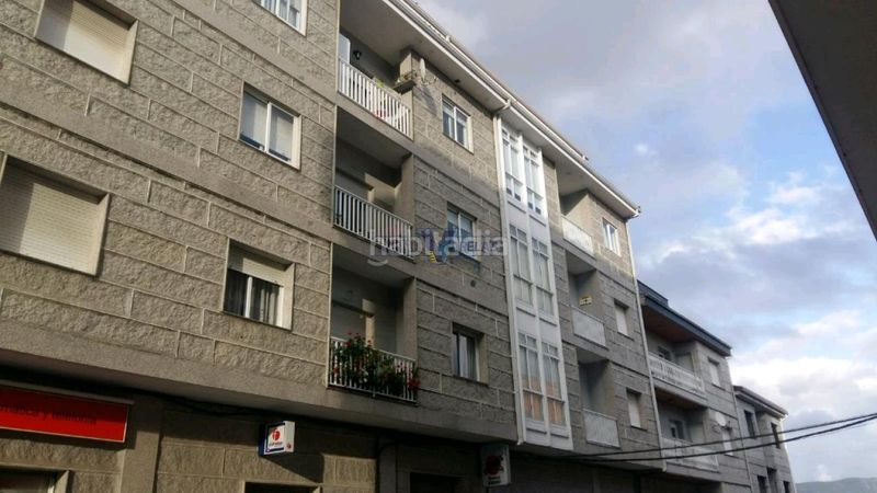 Foto 7afb420d-c4ae-47a7-ba5d-c90c1535040e. Flat with parking in Maceda