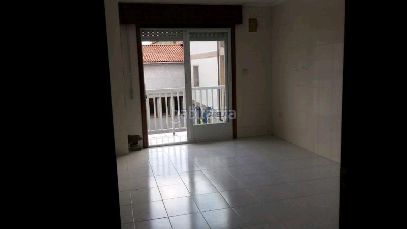 Foto 7b5af755-b7d5-4340-b201-638b95229c48. Flat with parking in Maceda