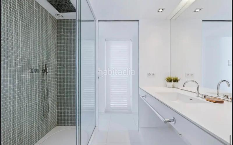 Foto 45252b10-0b5b-4a23-9420-350e6cb5c764. Piccolo appartamento con piscina in Marina Botafoc-Talamanca Ibiza