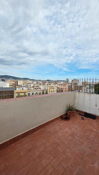 Foto 5e032799-e658-407a-a286-c0708c5b3039. Àtic a Barri de les Corts Barcelona