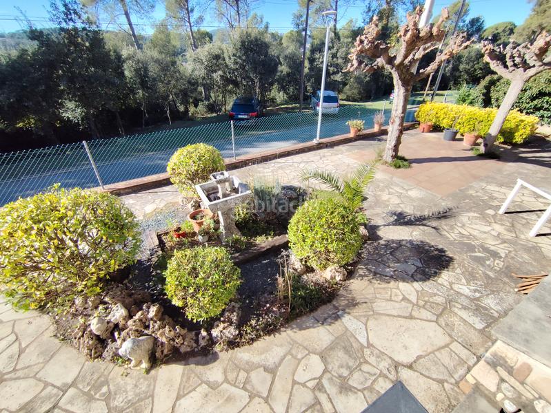 Foto 4ce10420-8bdc-43f0-8625-45109e0bed74. Casa bifamiliare con camino riscaldamento parcheggio in Ametlla del Vallès (L´)